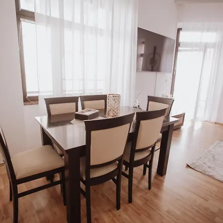 Apartment Eden